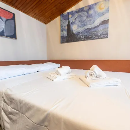 332 - Monolocale Rinnovato Premium, 250metri Da Mare E Spiaggia, Nuovo Ristrutturato - *