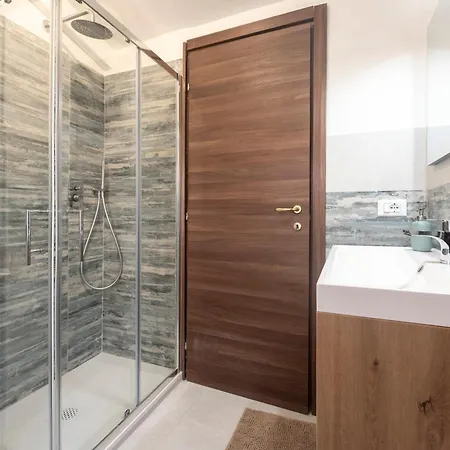 332 - Monolocale Rinnovato Premium, 250metri Da Mare E Spiaggia, Nuovo Ristrutturato - Apartamento