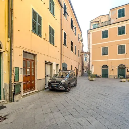 332 - Monolocale Rinnovato Premium, 250metri Da Mare E Spiaggia, Nuovo Ristrutturato -